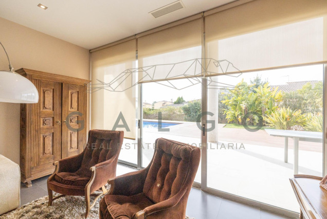 Venta - Chalet - L'Eliana - Urb. Entrepins