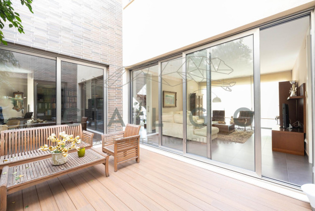 Venta - Chalet - L'Eliana - Urb. Entrepins