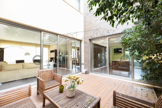 Venta - Chalet - L'Eliana - Urb. Entrepins