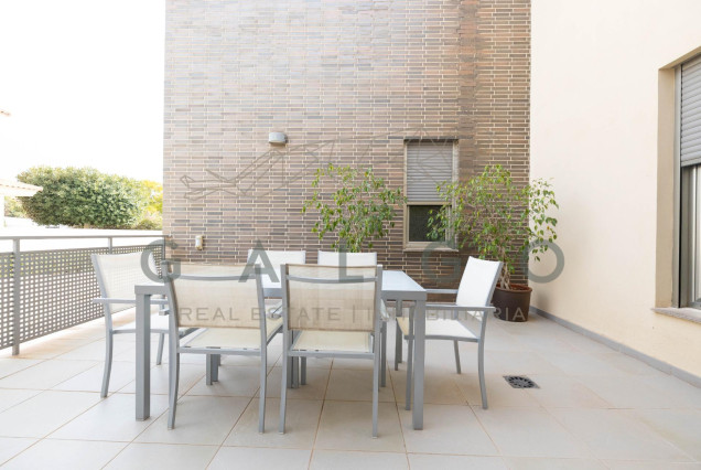 Venta - Chalet - L'Eliana - Urb. Entrepins