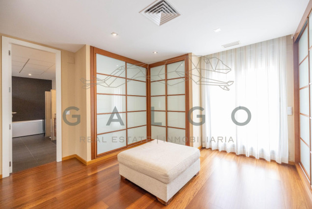 Venta - Chalet - L'Eliana - Urb. Entrepins