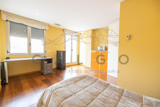 Venta - Chalet - L'Eliana - Urb. Entrepins