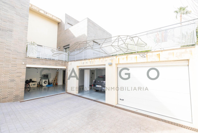 Venta - Chalet - L'Eliana - Urb. Entrepins