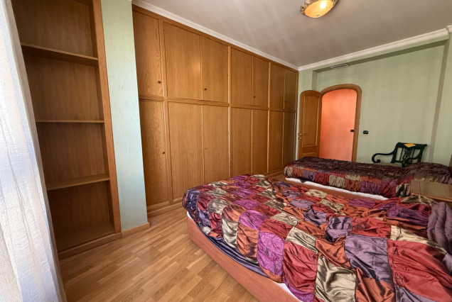 Alquiler a largo plazo - Piso - Valencia - Sant Francesc