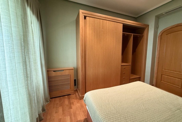 Alquiler a largo plazo - Piso - Valencia - Sant Francesc