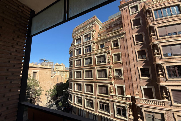 Alquiler a largo plazo - Piso - Valencia - Sant Francesc