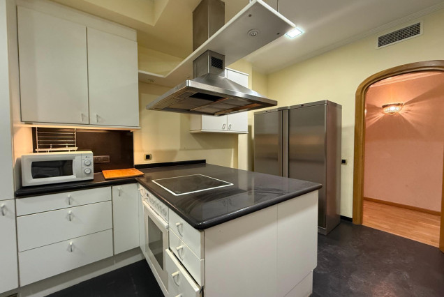 Alquiler a largo plazo - Piso - Valencia - Sant Francesc