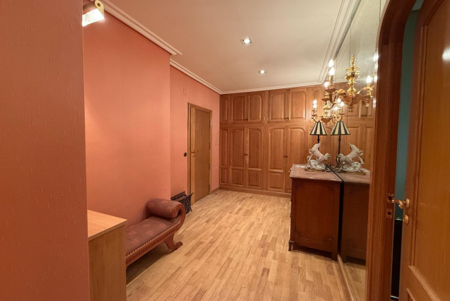 Alquiler a largo plazo - Piso - Valencia - Sant Francesc