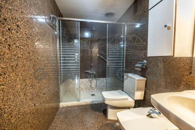 Revente - Vloer - Valencia - Arrancapins