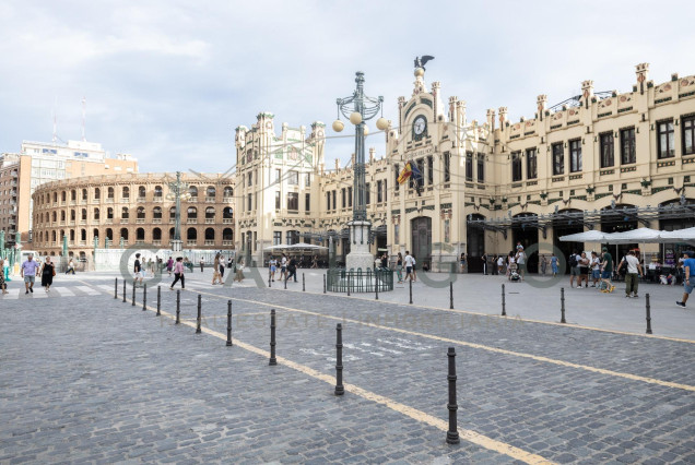 Revente - Vloer - Valencia - Arrancapins