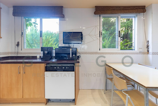 Sale - Villa - Godella - URB. CAMPOLIVAR