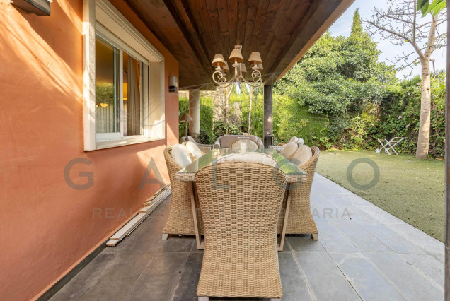 Sale - Villa - Godella - URB. CAMPOLIVAR