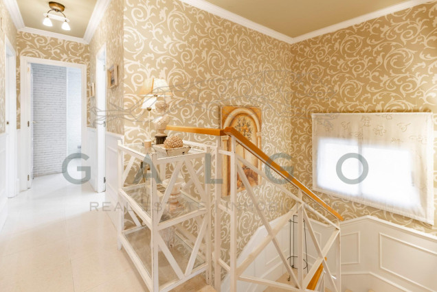 Sale - Villa - Godella - URB. CAMPOLIVAR