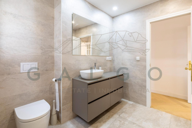 Revente - Vloer - Valencia - Sant Francesc