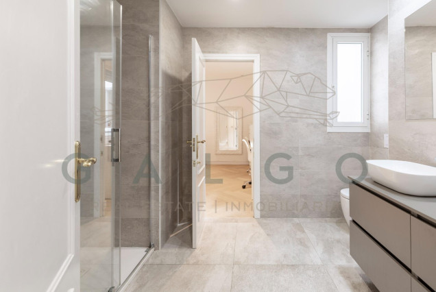 Revente - Vloer - Valencia - Sant Francesc