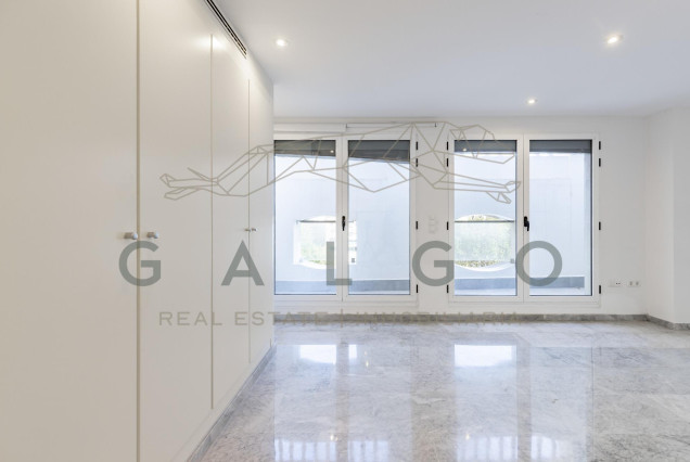 Revente - Vloer - Valencia - La Roqueta