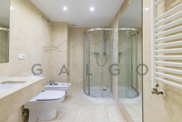 Revente - Vloer - Valencia - La Roqueta