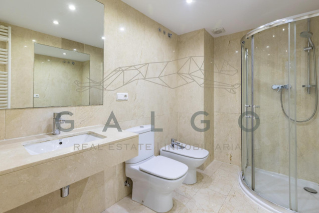 Revente - Vloer - Valencia - La Roqueta