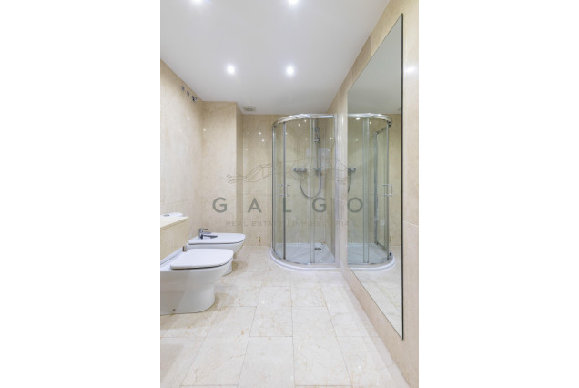 Revente - Vloer - Valencia - La Roqueta