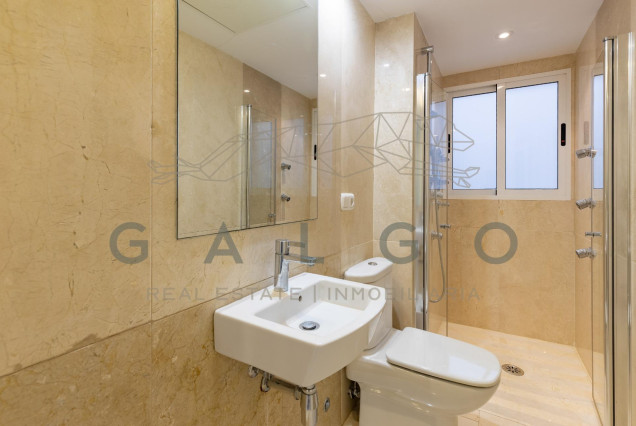 Revente - Vloer - Valencia - La Roqueta