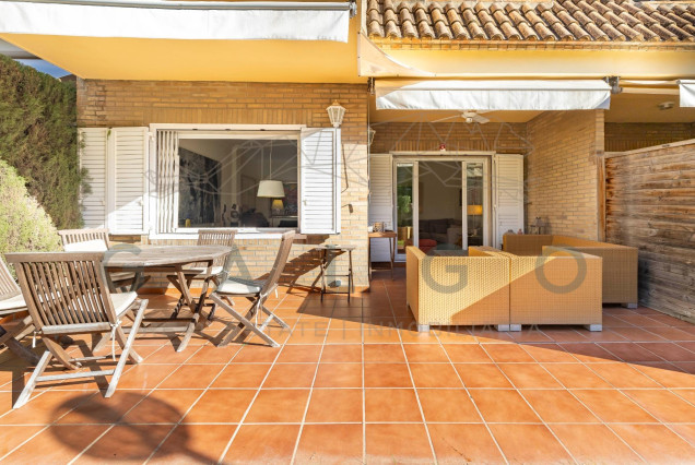 Revente - Woonhuis - Godella - Campolivar