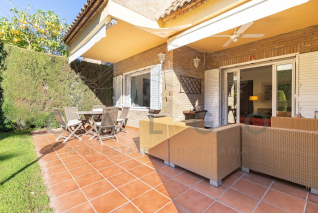 Revente - Woonhuis - Godella - Campolivar