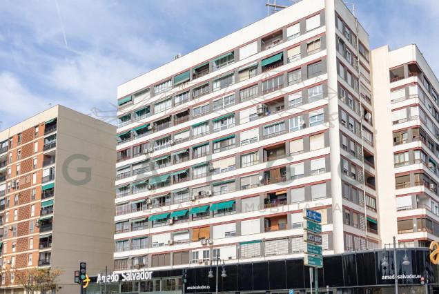 Revente - Vloer - Valencia - Campanar