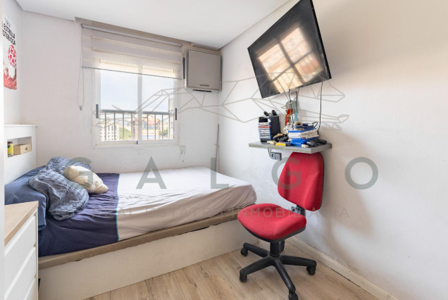 Revente - Vloer - Valencia - Campanar