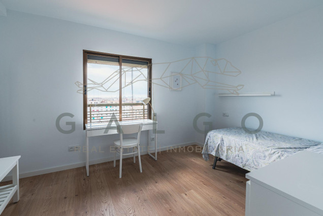 Revente - Vloer - Valencia - Mestalla