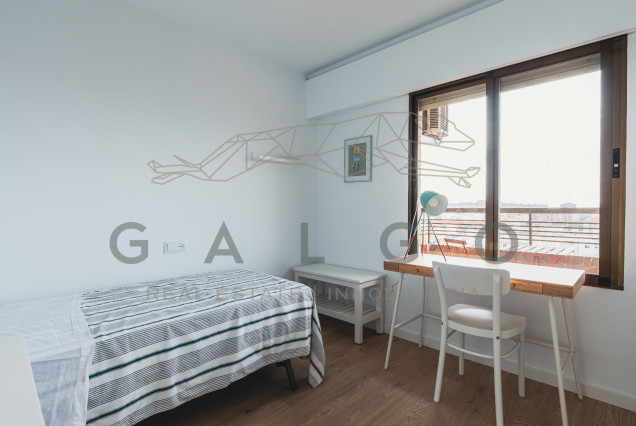 Revente - Vloer - Valencia - Mestalla