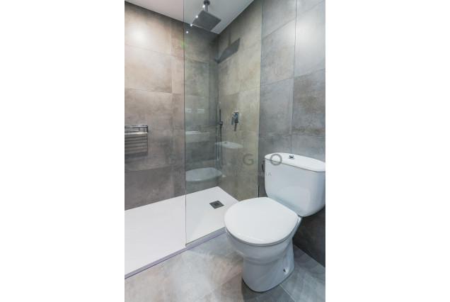 Revente - Vloer - Valencia - Mestalla