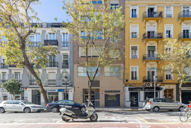 Revente - Vloer - Valencia - Gran Vía