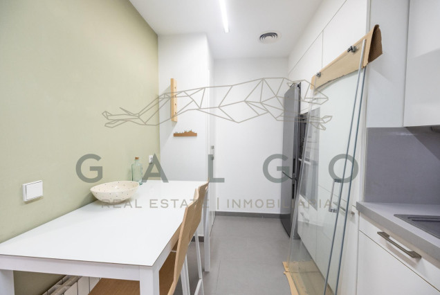 Sale - Flat - Valencia - Russafa