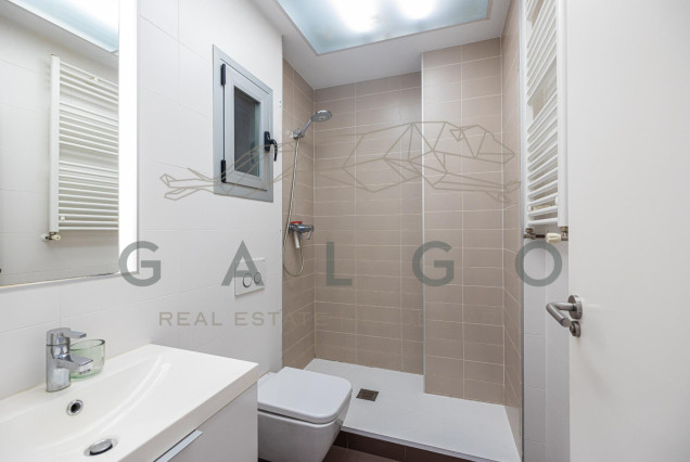 Sale - Flat - Valencia - Russafa