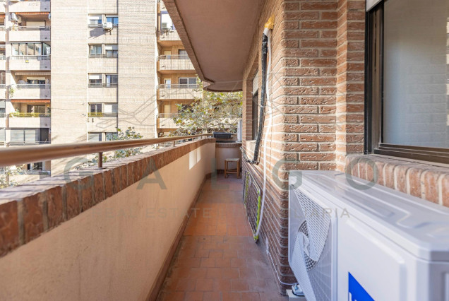 Sale - Flat - Valencia - Mestalla