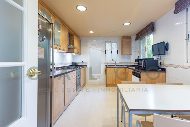 Sale - Villa - Godella - URB. CAMPOLIVAR