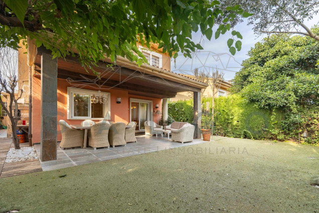 Sale - Villa - Godella - URB. CAMPOLIVAR