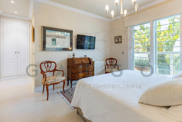 Sale - Villa - Godella - URB. CAMPOLIVAR