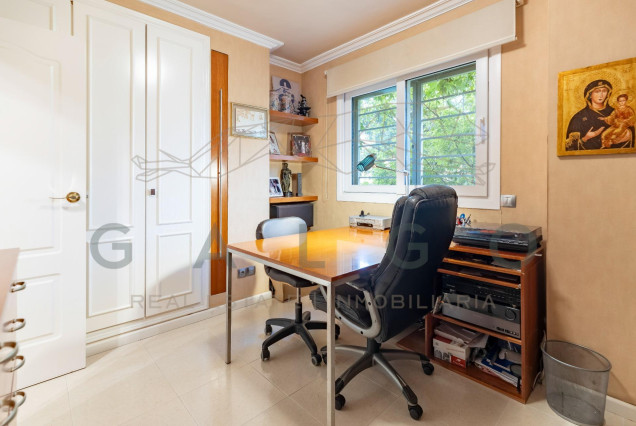 Sale - Villa - Godella - URB. CAMPOLIVAR