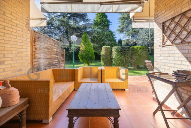 Sale - Semi-detached - Godella - Campolivar