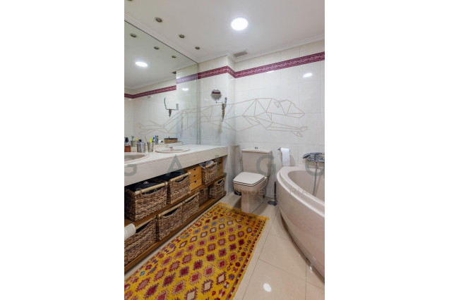 Sale - Semi-detached - Godella - Campolivar