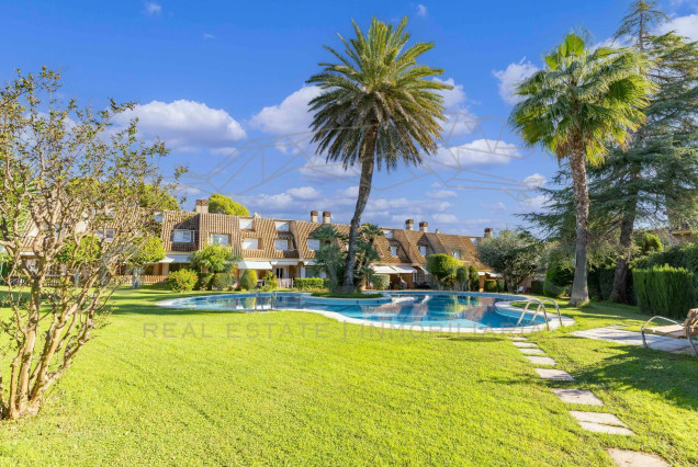 Sale - Semi-detached - Godella - Campolivar