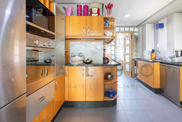 Revente - Vloer - Valencia - Campanar