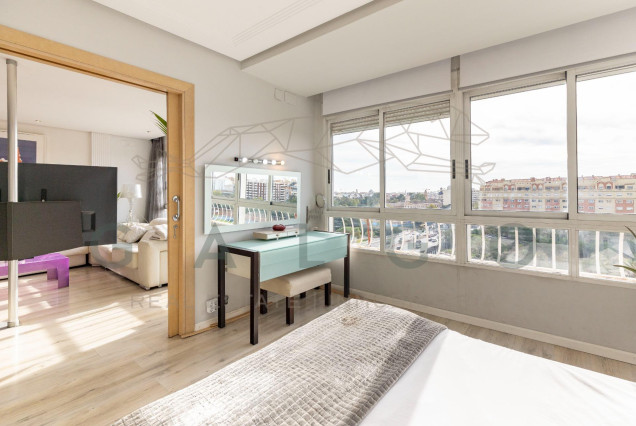 Revente - Vloer - Valencia - Campanar