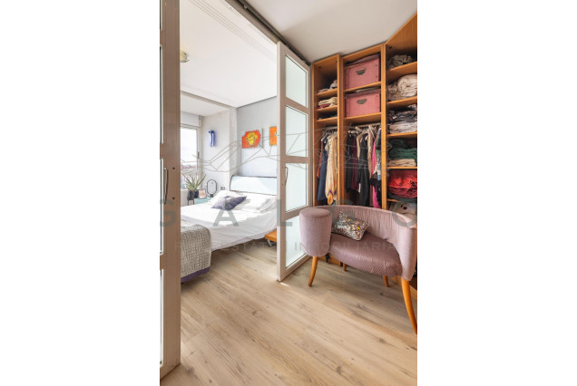 Revente - Vloer - Valencia - Campanar