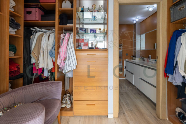 Revente - Vloer - Valencia - Campanar