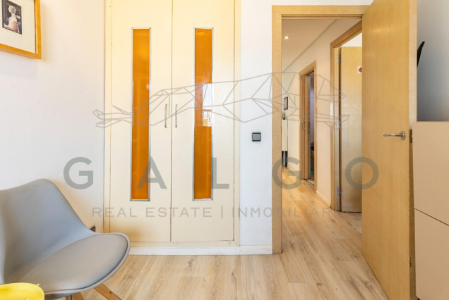 Revente - Vloer - Valencia - Campanar