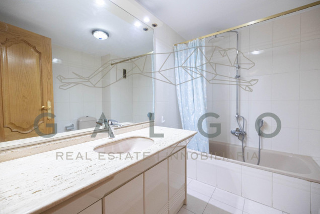 Revente - Vloer - Valencia - La Petxina