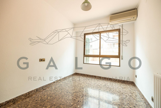 Revente - Vloer - Valencia - La Petxina