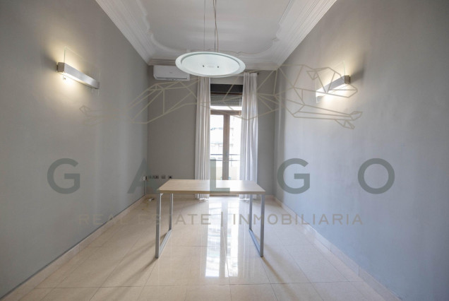 Location longue durée - Kantoor - Valencia - Arrancapins